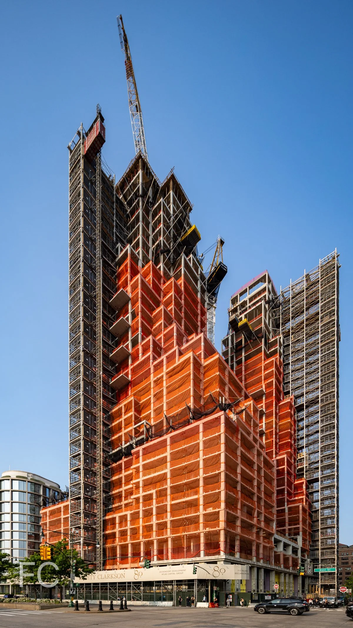 洋書 Production Rendering Construction Update: 80 Clarkson and 570 Washington — FIELD